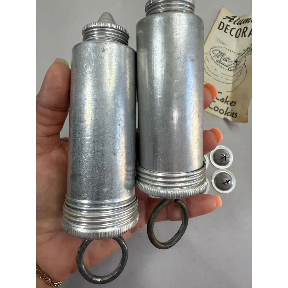 Vintage Aluminum Cake Decorator Set, 4 Icing Tips, Retro Baking Tool (1940s)
